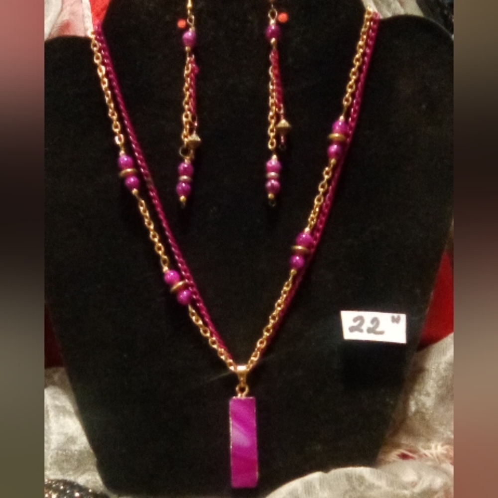 Pink & Gold "Necklace w/ Earrings & Gift Box